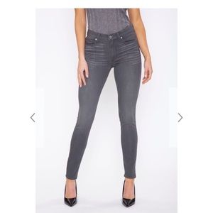 Paige Hoxton Ultra Skinny jeans in great condition